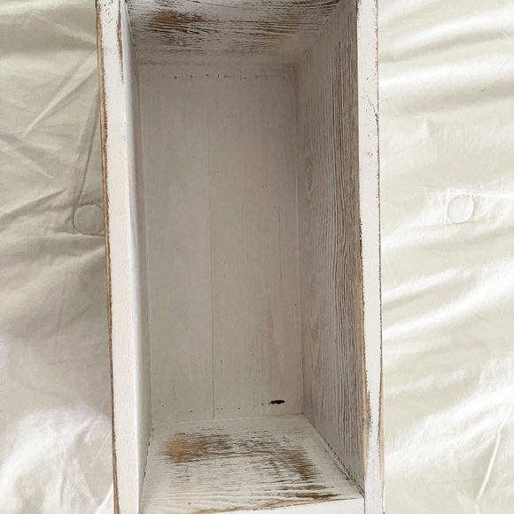 Mail Holder - Picture 3 of 6